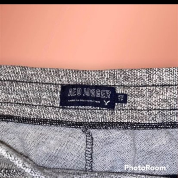 American Eagle AEO Jogger - Picture 3 of 4